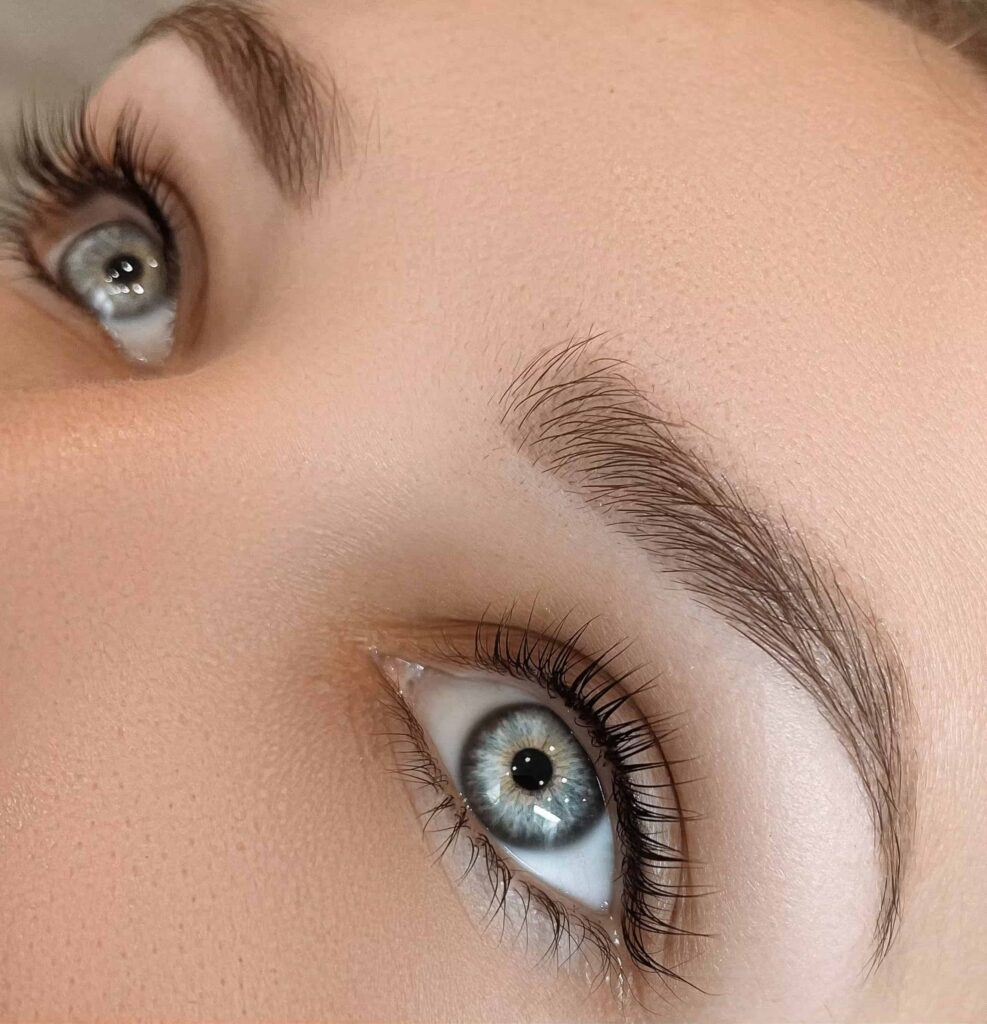 lash line permanent makeup